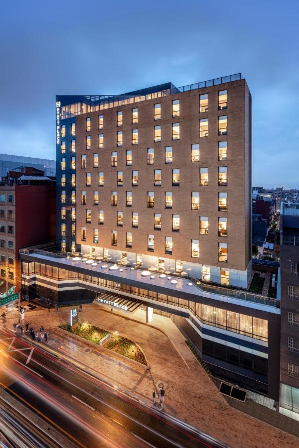 Hyatt Place Bogota Convention Center Hotel Exterior photo